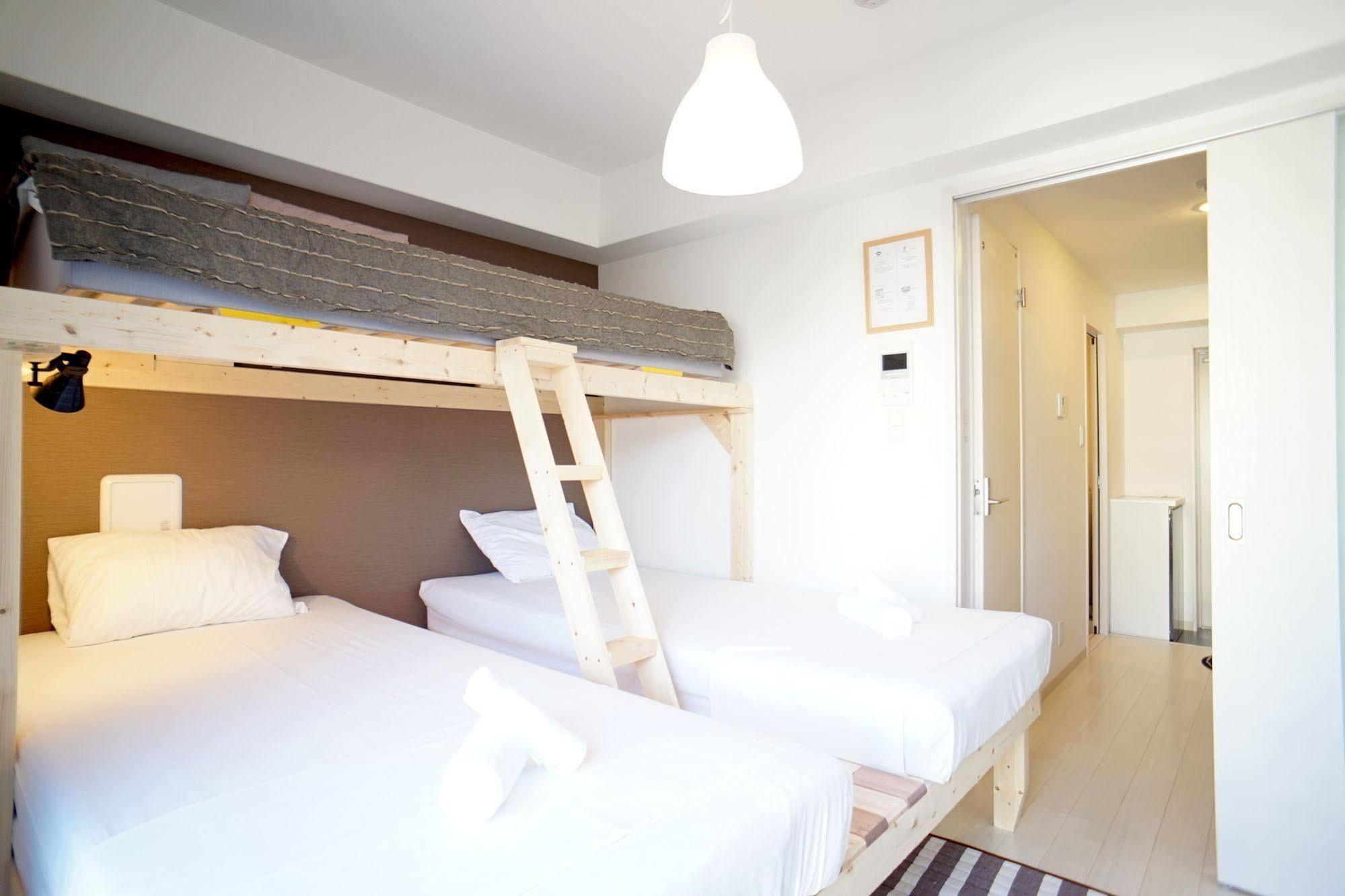 Galaxy Apartment Ōsaka Extérieur photo